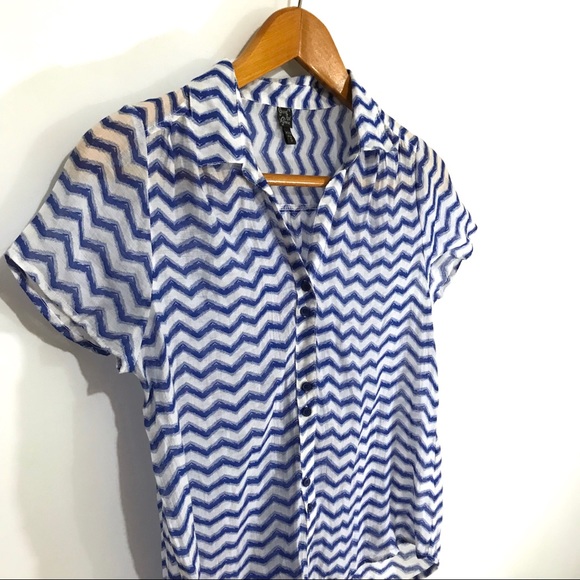 Grand and Greene Blouse - Picture 2 of 6